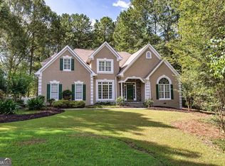 135 Ashley Forest Dr, Fayetteville, GA 30214
