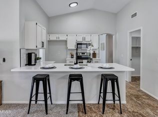 7702 W Escuda Dr, Glendale, AZ 85308