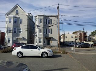 8 Shetland St, Roxbury, MA 02119