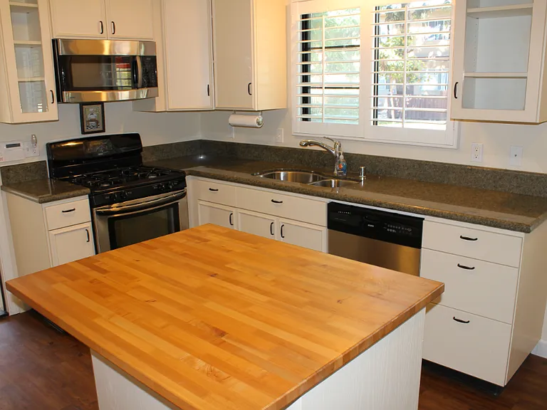 302 S Voluntario St #1 — Photo 4