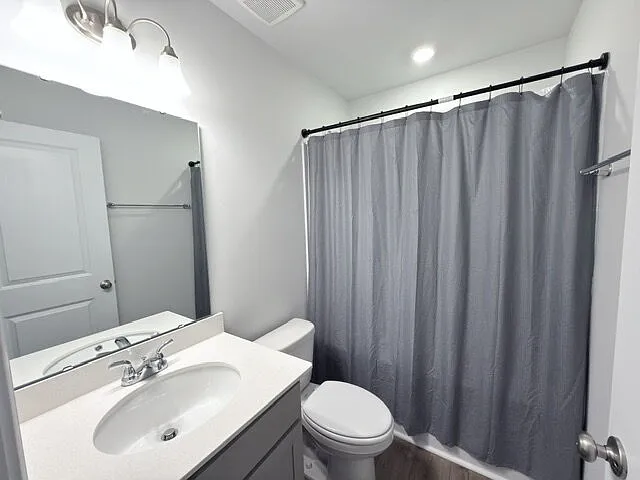 807 Coburg Ln — Photo 39