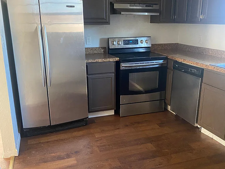 3015 Beechwood St #3015 — Photo 5