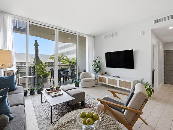 2nd image of 2100 Park Ave APT 302