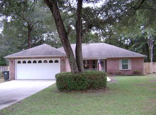 5789 Hermitage Cir, Milton, FL 32570