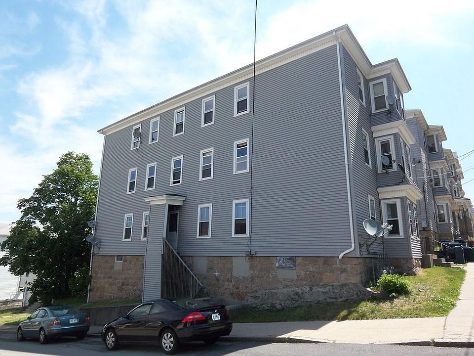 2nd image of 210 Bradford Ave