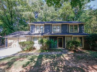 5353 Kelleys Creek Dr, Stone Mountain, GA 30088