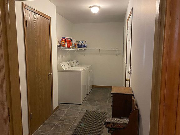 Mud/Laundry 6' x 15'