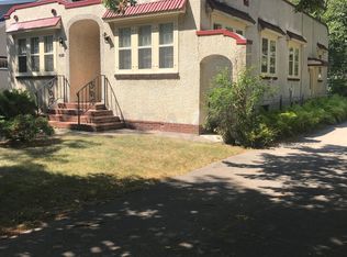 1028 Belmont Rd, Grand Forks, ND 58201