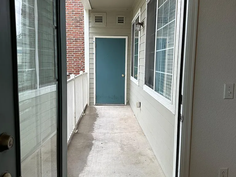 2672 S Cathay Way #103 — Photo 9
