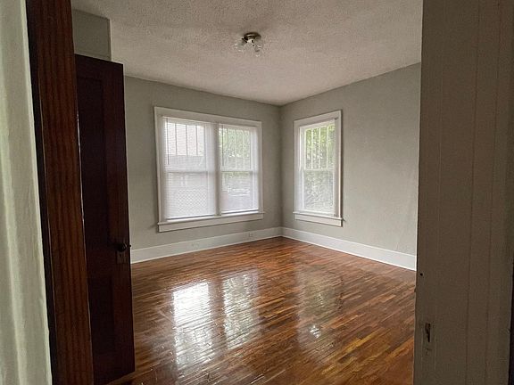 2nd image of 3207 Dodson Ave
