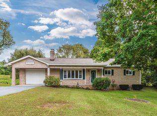 6011 Mount Phillip Rd, Frederick, MD 21703