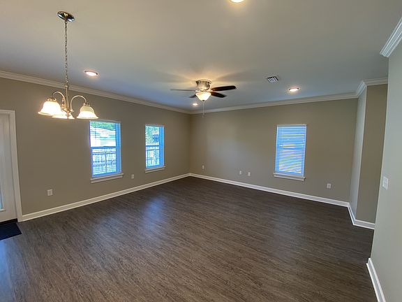4 Arabelle Cove - Living Room_09052024