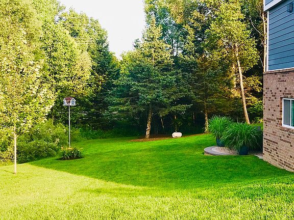5th image of 7405 S Village Dr