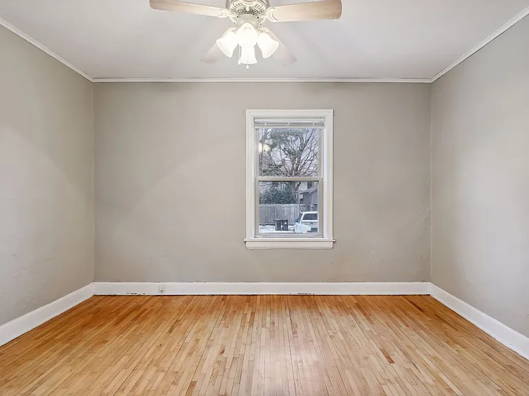 1708 Grand Ave — Photo 6