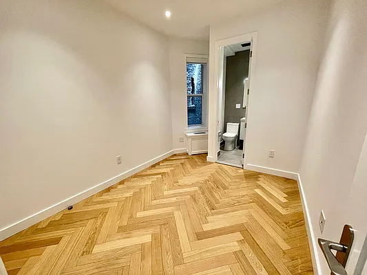 Rented by Corcoran | media 3