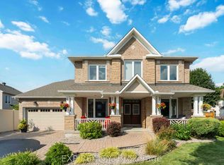 2095 Avebury Dr, Ottawa, ON K4A 4G2
