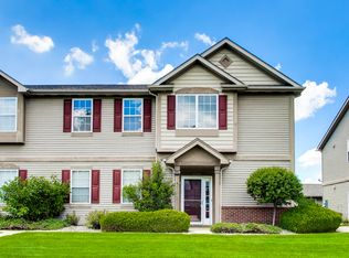 1234 Primrose Ln #2R, Schererville, IN 46375