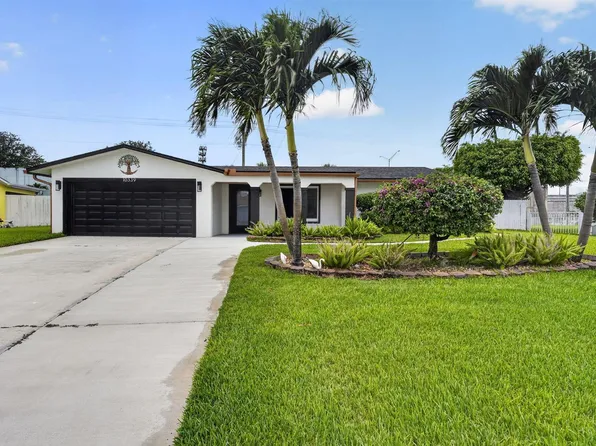 10339 Daphne Ave, Palm Beach Gardens, FL 33410