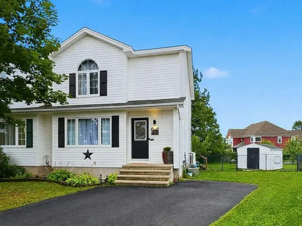 46 Sheffield Ct, Moncton, NB E1G 2J2