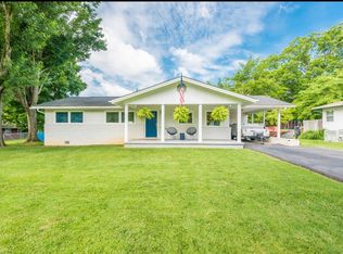 3911 Elderwood Rd, Knoxville, TN 37921