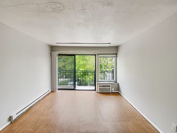 3rd image of 720 W Michigan Ave APT 108