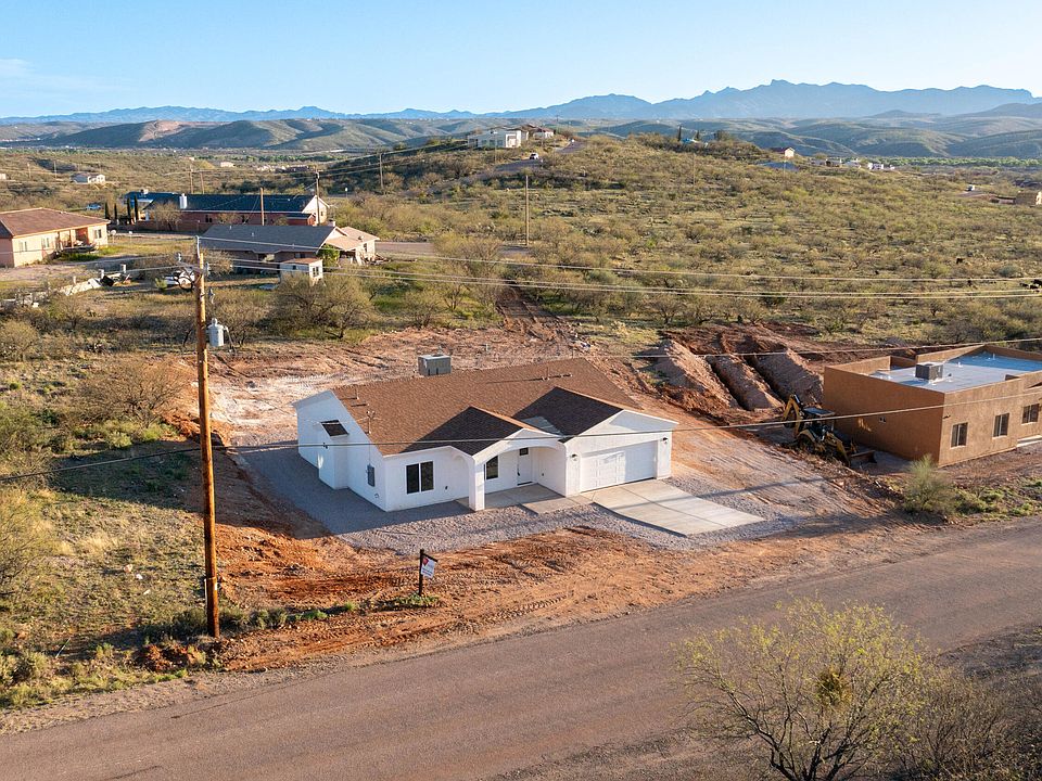 1st image of 67 Avenida Pastor