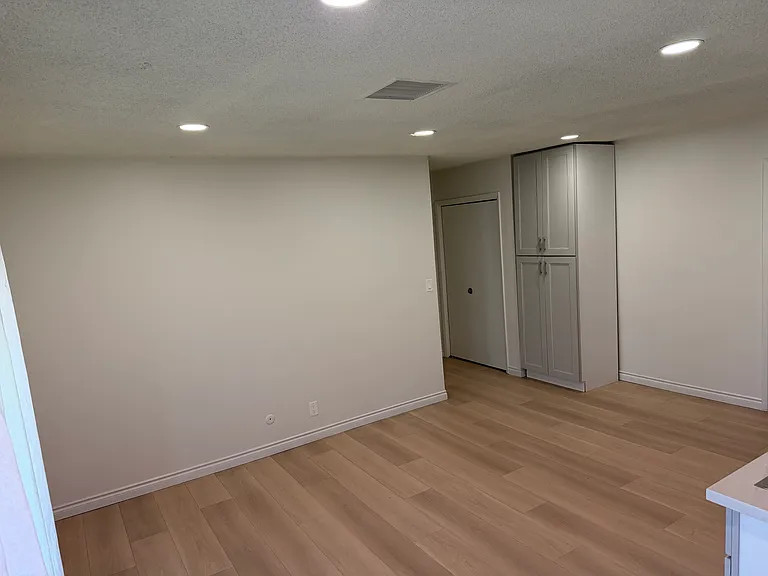 701 S Grevillea Ave #3 — Photo 2