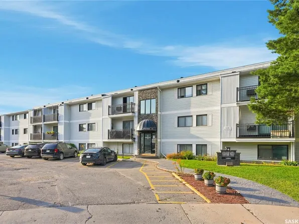 UNIT 303-258 Pinehouse PLACE, Saskatoon, SK S7K 4X1