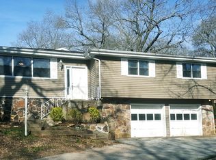 607 Pocahontas St, Branson, MO 65616