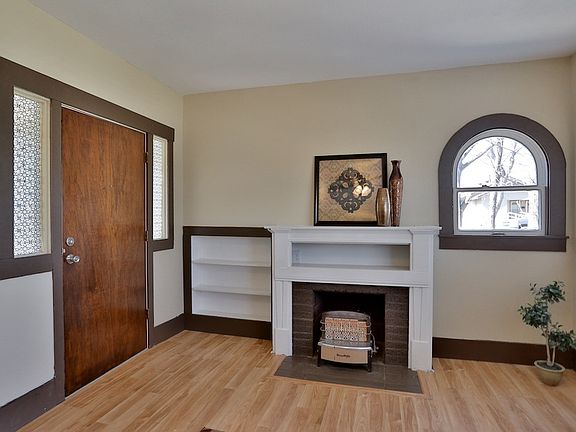 5th image of 825 Palm St