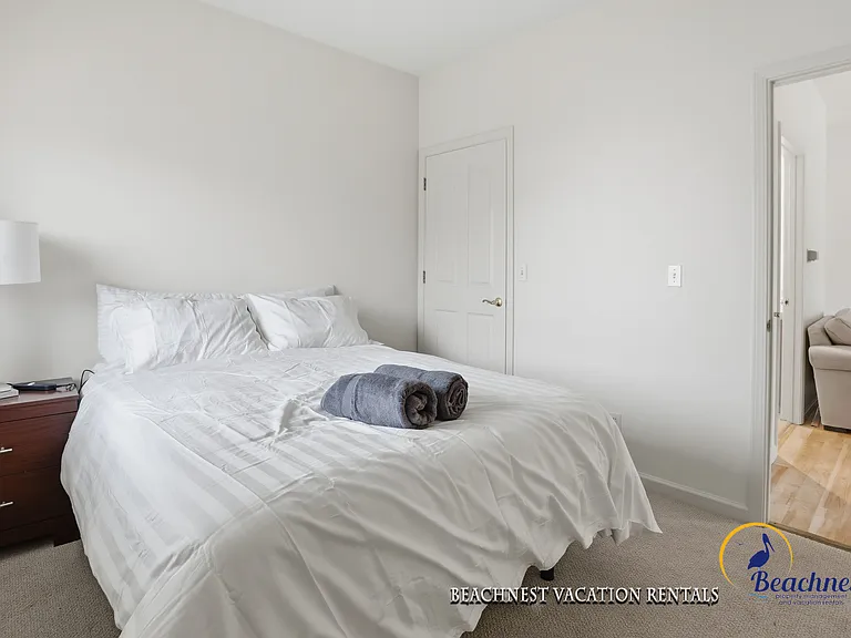 940 W Cliff Dr #ADU — Photo 4