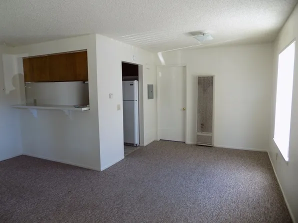 0136 3175 Camellia Court, 3175 Camellia Ct APT C, San Luis Obispo, CA 93401