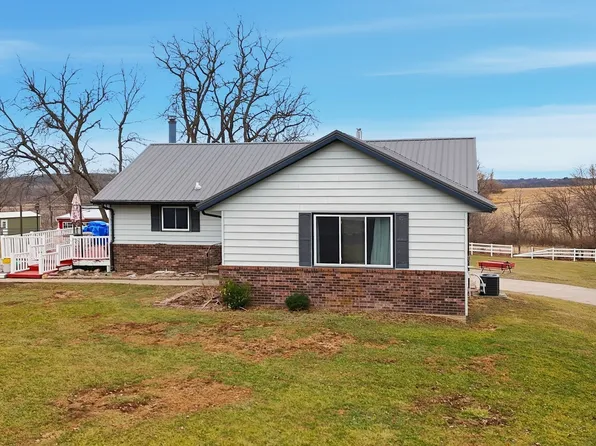 9678 Fillmore St, Indianola, IA 50125