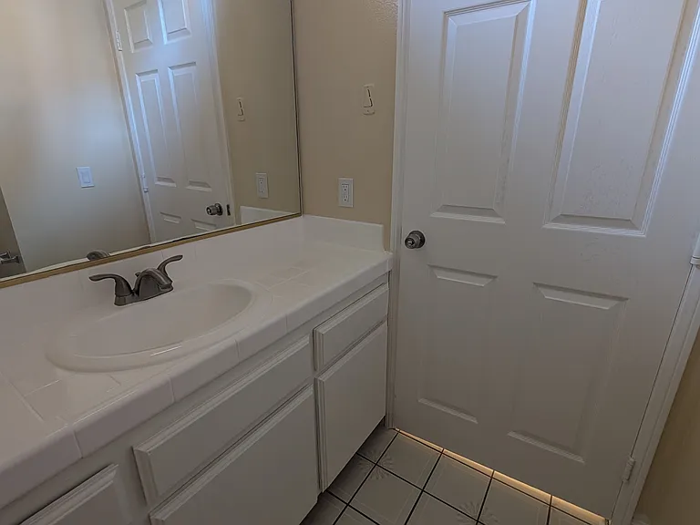 330 El Dorado St #8 — Photo 8