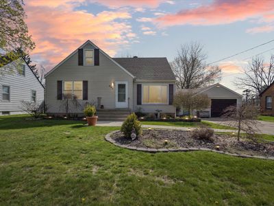 684 Fairfield Ave NW, Grand Rapids, MI, 49504