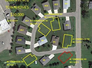 2 Townhouse Rd, Morris, MN 56267