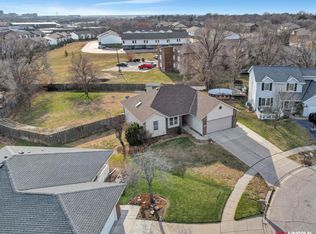 3504 Hartley Cir, Lincoln, NE 68521