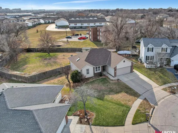 3504 Hartley Cir, Lincoln, NE 68521