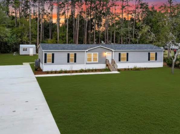 95605 Springhill Rd, Fernandina Beach, FL 32034