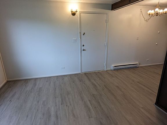 3rd image of 610 S McElroy St