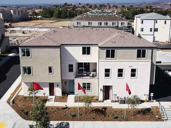 Solmar Model Complex Exterior
