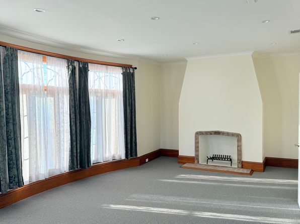 2276-2278 18th Ave