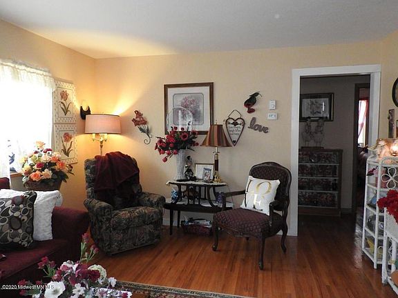 5th image of 205 S Olaf Ave