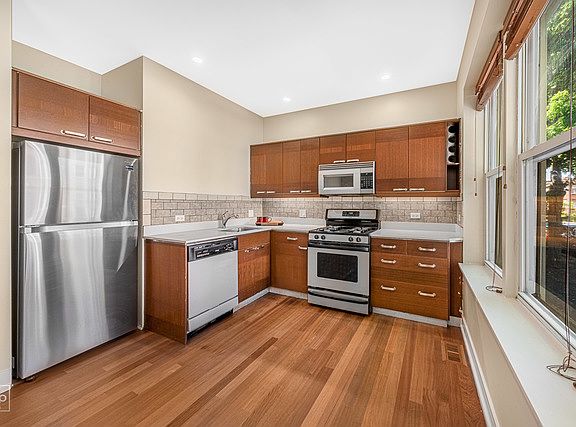 5th image of 4246 N Spaulding Ave APT 1A
