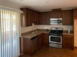 3025 Topaz Ln APT 11, Fullerton, CA 92831