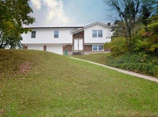 2713 Windsor Forest Dr, Louisville, KY