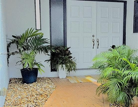 4th image of 5551 Lakeview Mews Dr