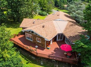 7 N Sherri Ln, Spring Valley, NY 10977