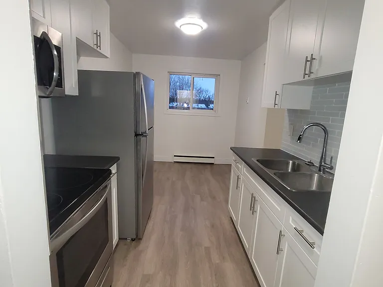 70 Albert St #23 — Photo 1
