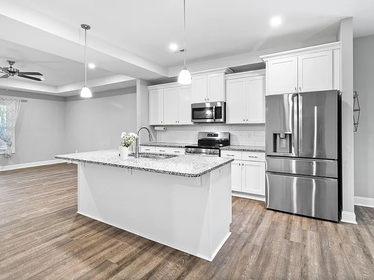 807 Thrush Dr — Photo 33